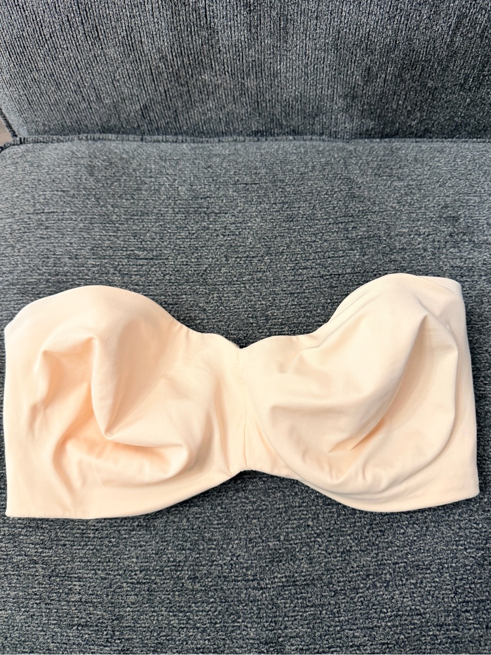 Strapless Bandeau Bra in Soft Peach